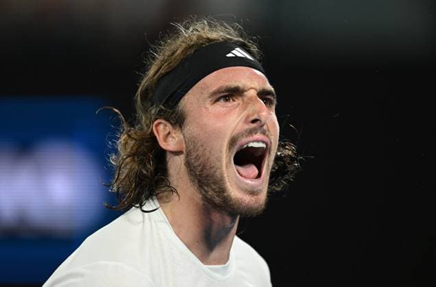 TENNIS AUSTRALIAN OPEN, Stefanos Tsitsipas of Greece reacts during his quarter final match against Jiri Lehecka of Czech Republic at the 2023 Australian Open tennis championship at Melbourne Park in Melbourne, Tuesday, January 24, 2023. ( NO ARCHIVING, EDITORIAL USE ONLY, NO USE IN BOOKS WITHOUT CONSENT MELBOURNE VICTORIA AUSTRALIA  Copyright: xLUKASxCOCHx 20230124001756126240