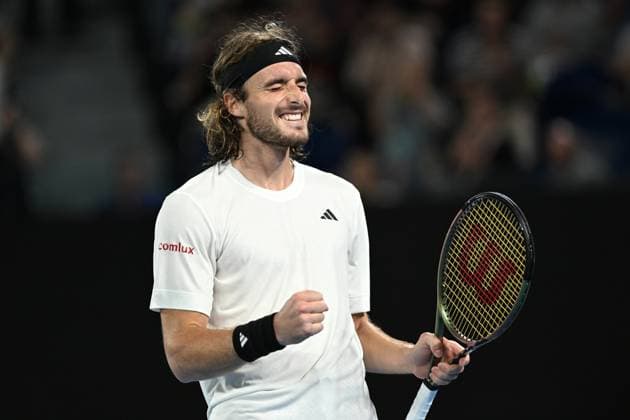 TENNIS AUSTRALIAN OPEN, Stefanos Tsitsipas of Greece celebrates winning his quarter final match against Jiri Lehecka of Czech Republic at the 2023 Australian Open tennis championship at Melbourne Park in Melbourne, Tuesday, January 24, 2023. ( NO ARCHIVING, EDITORIAL USE ONLY, NO USE IN BOOKS WITHOUT CONSENT MELBOURNE VICTORIA AUSTRALIA  Copyright: xLUKASxCOCHx 20230124001756129206