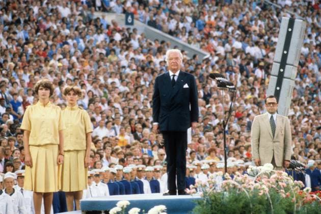 Moscow, USSR. IOC President Michael Morris (C) announces the closure of the 22nd Summer Olympic Games, Olympische Spiele, Olympia, OS at the Grand Sports Arena of the Central Lenin Stadium. Sergei Metelitsa TASS  2570135