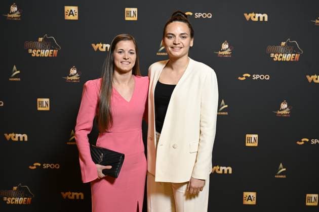 ANTWERPEN, BELGIUM - JANUARY 25 : Nicky Evrard en Shari Van Belle pictured during the 69th edition of the Belgian Golden Shoe Award Ceremony on January 25, 2023 in Antwerpen, Belgium, 25 01 2023 ( Belgian Soccer Golden Shoe 2022 Gala PhotoNews Panoramic 