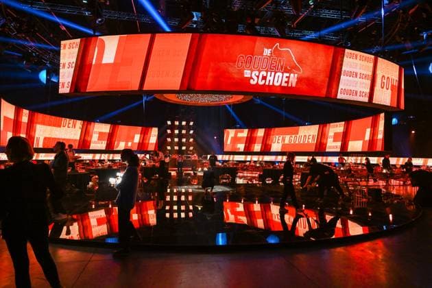 GOUDEN SCHOEN Illustration picture shows the TV studio during the 69 th men edition of the Goldens Shoe Award ceremony and the 7 th Women s edition. The Golden Shoe , Gouden Schoen , Soulier dOr is an award for the best soccer player of the Belgian Jupiler Pro League championship during the year 2022. The female award is for the best Belgian female player of 2022. On Wednesday 25 January 2023 in Antwerp , BELGIUM . PHOTO SPORTPIX David Catry Antwerp Antwerp Expo Antwerp BELGIUM  Copyright: xSportpix.bex xDavidxCatryxDavidxCatryx