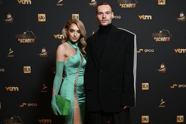ANTWERPEN, BELGIUM - JANUARY 25 : Maarten Vandevoordt en Yasmine Boukkra pictured during the 69th edition of the Belgian Golden Shoe Award Ceremony on January 25, 2023 in Antwerpen, Belgium, 25 01 2023 ( Belgian Soccer Golden Shoe 2022 Gala PhotoNews Panoramic 