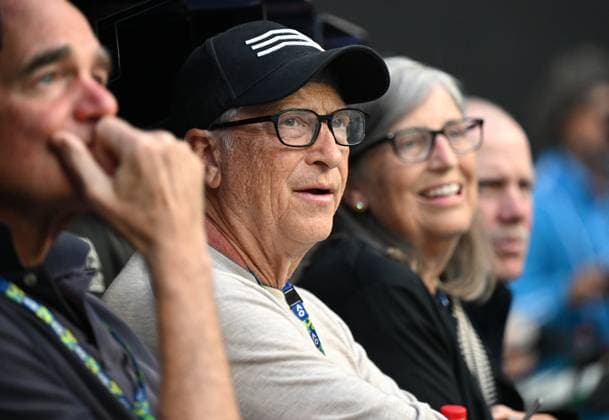 TENNIS AUSTRALIAN OPEN, Bill Gates looks on during the semi final match between Elena Rybakina of Kazakhstan and Victoria Azarenka of Belarus at the 2023 Australian Open tennis championship at Melbourne Park in Melbourne, Thursday, January 26, 2023. ( NO ARCHIVING, EDITORIAL USE ONLY, NO USE IN BOOKS WITHOUT CONSENT MELBOURNE VICTORIA AUSTRALIA  Copyright: xLUKASxCOCHx 20230126001756735792