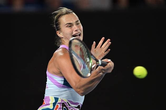 TENNIS AUSTRALIAN OPEN, Aryna Sabalenka of Belarus returns to Magda Linette Poland during their semi final match at the 2023 Australian Open tennis championship at Melbourne Park in Melbourne, Thursday, January 26, 2023. ( NO ARCHIVING, EDITORIAL USE ONLY, NO USE IN BOOKS WITHOUT CONSENT MELBOURNE VICTORIA AUSTRALIA  Copyright: xLUKASxCOCHx 20230126001756777235