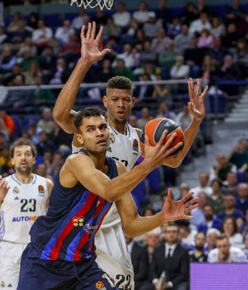 26th January 2023 Wizink Center Madrid Spain Turkish Airlines Euroleague Basketball Real Madrid vs FC Barcelona Oscar Da Silva Barca and Edy Walter Tavares Madrid 900 Cordon Press  900 CordonxPress Baloncesto