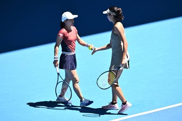 TENNIS AUSTRALIAN OPEN, Shuko Aoyama (left) and Ena Shibahara of Japan during their Women?s Doubles semi final against Jessica Pegula and Coco Gauff of the USA at the 2023 Australian Open tennis championship at Melbourne Park in Melbourne, Friday, January 27, 2023. ( NO ARCHIVING, EDITORIAL USE ONLY, NO USE IN BOOKS WITHOUT CONSENT MELBOURNE VICTORIA AUSTRALIA  Copyright: xJOELxCARRETTx 20230127001757031498