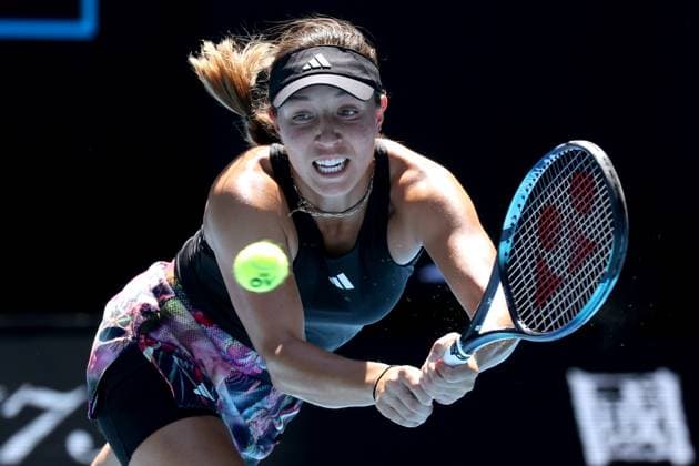 TENNIS AUSTRALIAN OPEN, Jessica Pegula of the USA plays a shot during the Women?s Doubles semi final with Coco Gauff of the USA, against Ena Shibahara and Shuko Aoyama of Japan at the 2023 Australian Open tennis championship at Melbourne Park in Melbourne, Friday, January 27, 2023. ( NO ARCHIVING, EDITORIAL USE ONLY, NO USE IN BOOKS WITHOUT CONSENT MELBOURNE VICTORIA AUSTRALIA  Copyright: xDIEGOxFEDELEx 20230127001757049374