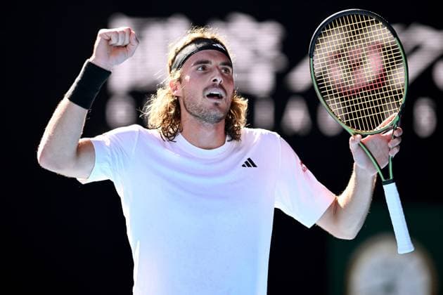 TENNIS AUSTRALIAN OPEN, Stefanos Tsitsipas of Greece reacts during the Men?s semi final match against Karen Khachanov of Russia at the 2023 Australian Open tennis championship at Melbourne Park in Melbourne, Friday, January 27, 2023. ( NO ARCHIVING, EDITORIAL USE ONLY, NO USE IN BOOKS WITHOUT CONSENT MELBOURNE VICTORIA AUSTRALIA  Copyright: xJOELxCARRETTx 20230127001757075154