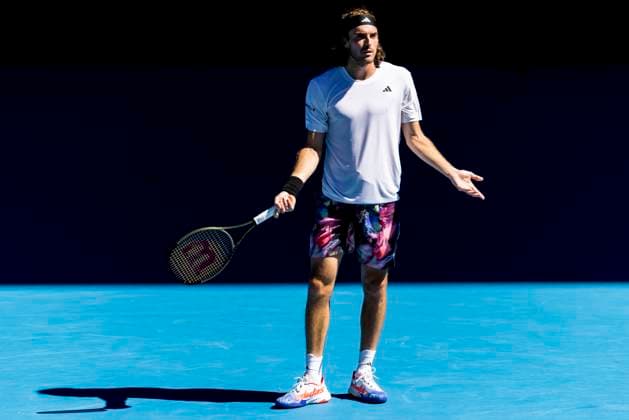 MELBOURNE, VIC - JANUARY 27: Stefanos Tsitsipas of Greece shows his frustration during the Semifinals of the 2023 Australian Open on January 27 2023, at Melbourne Park in Melbourne, Australia. (Photo by Jason Heidrich Icon Sportswire) TENNIS: JAN 27 Australian Open Icon230127035