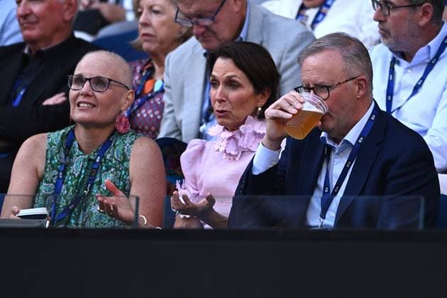 TENNIS AUSTRALIAN OPEN, Prime Minister Anthony Albanese watches the Tommy Paul of the United States and Novak Djokovic of Serbia pose Men?s semi final match at the 2023 Australian Open tennis championship at Melbourne Park in Melbourne, Thursday, January 26, 2023. ( NO ARCHIVING, EDITORIAL USE ONLY, NO USE IN BOOKS WITHOUT CONSENT MELBOURNE VICTORIA AUSTRALIA  Copyright: xJOELxCARRETTx 20230127001757098270