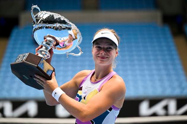 TENNIS AUSTRALIAN OPEN, Diede De Groot of the Netherlands poses for photographs with the winner?s trophy after winning her Women?s Wheelchair singles final match against Yui Kamiji of Japan at the 2023 Australian Open tennis championship at Melbourne Park in Melbourne, Saturday, January 28, 2023. ( NO ARCHIVING, EDITORIAL USE ONLY, NO USE IN BOOKS WITHOUT CONSENT MELBOURNE VICTORIA AUSTRALIA  Copyright: xLUKASxCOCHx 20230128001757405966