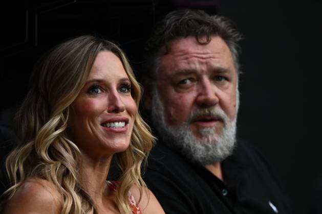 TENNIS AUSTRALIAN OPEN, Australian Actor Russell Crowe with partner Britney Theriot during the Women?s Singles Final between Elena Rybakina of Kazakhstan and Aryna Sabalenka of Russia at the 2023 Australian Open tennis tournament at Melbourne Park in Melbourne, Saturday, January 28, 2023. ( NO ARCHIVING, EDITORIAL USE ONLY, NO USE IN BOOKS WITHOUT CONSENT MELBOURNE VICTORIA AUSTRALIA  Copyright: xJOELxCARRETTx 20230128001757454499