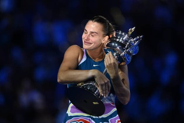 TENNIS AUSTRALIAN OPEN, Aryna Sabalenka of Belarus holds the Daphne Akhurst Memorial Cup following her win in the Women?s Singles Final at the 2023 Australian Open tennis tournament at Melbourne Park in Melbourne, Saturday, January 28, 2023. ( NO ARCHIVING, EDITORIAL USE ONLY, NO USE IN BOOKS WITHOUT CONSENT MELBOURNE VICTORIA AUSTRALIA  Copyright: xJOELxCARRETTx 20230128001757499134