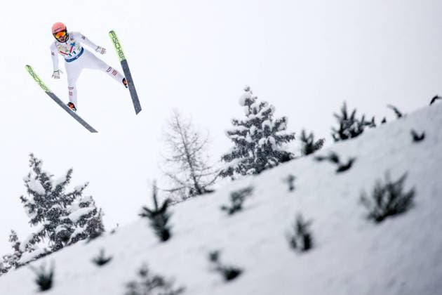 Bilder des Jahres 2023, Sport 01 Januar Sport Bilder des Tages SKI FLYING - FIS WC Kulm Bad Mitterndorf BAD MITTERNDORF,AUSTRIA,28.JAN.23 - NORDIC SKIING, Ski jumping, Skispringen, Ski, nordisch SKI FLYING - FIS World Cup, Kulm, men. Image shows Jan Hoerl (AUT).  GEPAxpictures xMaticxKlansek