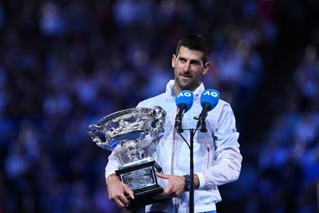 TENNIS AUSTRALIAN OPEN, Novak Djokovic of Serbia holds the Norman Brooks Challenge Cup following his win in the Men?s Singles Final against Stefanos Tsitsipas of Greece at the 2023 Australian Open tennis tournament at Melbourne Park in Melbourne, Sunday, January 29, 2023. ( NO ARCHIVING, EDITORIAL USE ONLY, NO USE IN BOOKS WITHOUT CONSENT MELBOURNE VICTORIA AUSTRALIA  Copyright: xJOELxCARRETTx 20230129001757922381