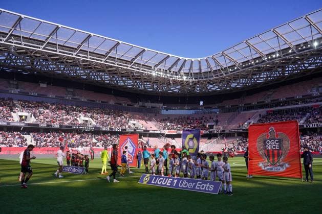 EntrÃ e des Ã quipes FOOTBALL : OGC Nice vs Lille - Ligue 1 Ubereats - Nice - 29 01 2023 NorbertScanella Panoramic 
