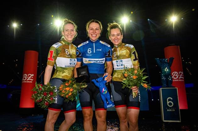 BRAUßE Franziska, DE ZOETE Mylene, TEUTENBERG Lea Lin Six Day Berlin 2023 Team 1 BRAUßE Franziska GER Red Team 12 DE ZOETE Mylene NED Black Team 1 TEUTENBERG Lea Lin GER Black Award Ceremony Medal Ceremony Podium Landscape Event Six Day Berlin 2023 Category Category Cycling Track Cycling Sixdays Elite Women Location Place Europe Germany Berlin Velodrom Berlin Discipline Madison Distance m Date Date 29 01 2023 Sunday Day 3