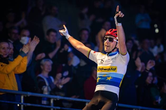 REINHARDT Theo Six Day Berlin 2023 Team 1 REINHARDT Theo GER Red landscape horizontal Landscape Event Event Six Day Berlin 2023 Category Category Cycling Track Cycling Sixdays Elite Men Location Europe Germany Berlin Velodrom Berlin Discipline Madison Distance m Date Date 29 01 2023 Sunday Day 3