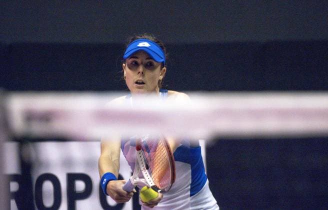 La joueuse de tennis Alize Cornet (FRA) lors de l Open 6eme sens Immobilier MÃ tropole de Lyon 2023, tournoi de tennis fÃ minin WTA, Tennis Damen 250 de Caroline Garcia, Lyon 30 01 2022 TENNIS : Open 6eme Sens Immobilier Lyon Metropole - 30 01 2023 SandrineThesillat Panoramic 