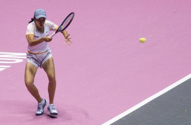 La joueuse de tennis chinoise Shuai ZHANG, l emporte face Ã l amÃ ricaine Madison Brengle lors du 2eme jour de l Open 6eme sens Immobilier MÃ tropole de Lyon 2023, tournoi de tennis fÃ minin WTA, Tennis Damen 250 de Caroline Garcia, Lyon 31 01 2022 TENNIS : Open 6eme sens Immobilier MÃ tropole de Lyon 2023 - Tournoi de tennis fÃ minin WTA 250 - Lyon - 31 01 2022 SandrineThesillat Panoramic 