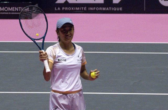 La joueuse de tennis chinoise Shuai ZHANG, l emporte face Ã l amÃ ricaine Madison Brengle lors du 2eme jour de l Open 6eme sens Immobilier MÃ tropole de Lyon 2023, tournoi de tennis fÃ minin WTA, Tennis Damen 250 de Caroline Garcia, Lyon 31 01 2022 TENNIS : Open 6eme sens Immobilier MÃ tropole de Lyon 2023 - Tournoi de tennis fÃ minin WTA 250 - Lyon - 31 01 2022 SandrineThesillat Panoramic 