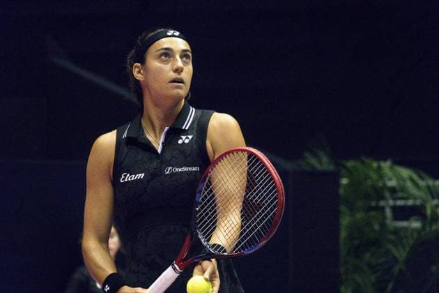La joueuse de tennis Caroline Garcia (FRA) lors de son 1er match, le 2eme jour de son tournoi l Open 6eme sens Immobilier MÃ tropole de Lyon 2023, tournoi de tennis fÃ minin WTA, Tennis Damen 250, Lyon 31 01 2022 - TENNIS : Open 6eme Sens Immobilier Lyon Metropole - 31 01 2023 SandrineThesillat Panoramic 