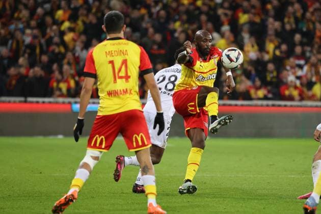Seko Fofana (Lens) lors du match RC Lens - OGC Nice, stade Bollaert-Delelis, 1er fÃ vrier 2023 FOOTBALL : RC Lens vs OGC Nice - Ligue 1 Uber Eats - 01 02 2023 LaurentSanson Panoramic 
