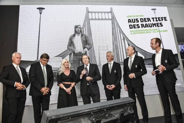 <p>Eröffnung der Ausstellung - Günter Netzer - Aus der Tiefe des Raumes - in der Fohlenwelt, dem Vereinsmuseum von Borussia Mönchengladbach. Donnerstag der 05.09.2019 in Mönchengladbach. Deutschland Nordrhein-Westfalen Mönchengladbach Copyright: LarsxFröhlich