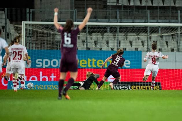 FLYERALARM Women Football Bundesliga, SGS Essen 1 FC Koeln 03 02 2023 Ramona Maier SGS Essen, 9 hits to 1 0 FLYERALARM Women Football Bundesliga, SGS Essen 1 FC Koeln, Essen, Stadion an der Hafenstrasse DFB REGULATIONS PROHIBIT ANY USE OF PHOTOGRAPHS AS IMAGE SEQUENCES AND OR QUASI VIDEO Copyright: xBEAUTIFULxSPORTS Wunderlx