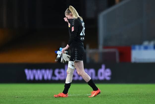 Soccer Women Flyeralarm Bundesliga Saison 2022 2023 11 Spieltag SGS Essen 1 FC Köln am 03 02 2023 im Stadion an der Hafenstraße in Essen Jasmin Pal 1 FC Köln is disappointed DFB regulations prohibit any use of photographs as image sequences and or quasi video Nordrhein Westfalen Germany