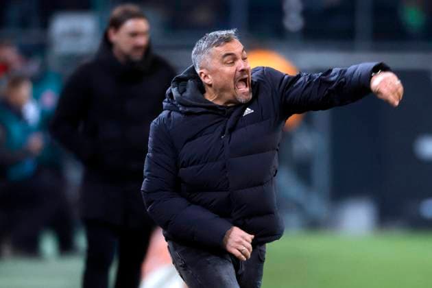 Sport Themen der Woche KW05 Sport Bilder des Tages Mönchengladbach, Deutschland, 1. Fussball Bundesliga, 19.Spieltag Borussia Mönchengladbach : FC Schalke 04 0-0 04. 02. 2023 im Borussia Park in Mönchengladbach Trainer Thomas REIS (S04) *** Mönchengladbach, Germany, 1 Football Bundesliga, Matchday 19 Borussia Mönchengladbach FC Schalke 04 0 0 04 02 2023 at Borussia Park in Mönchengladbach coach Thomas REIS S04