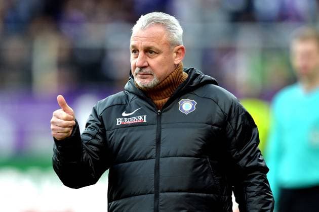 04 02 2023 pmk NG102670 football men 3 league season 2022 2023 stadium Bremer Bruecke Corona matchday VfL Osnabrueck FC Erzgebirge Aue Pavel DOTCHEV coach Aue