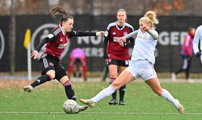 05 02 2023 Football Women Season 2022 2023 2 Bundesliga 12 Matchday 1 FC Nürnberg FCN Club FC Bayern München II FCB Sportfoto Zink regulations prohibit any use of photographs as image sequences and or quasi video Rebekka Salfelder 15, 1 FC Nürnberg FCN Fiona Gaißer 22, FC Bayern München II , right