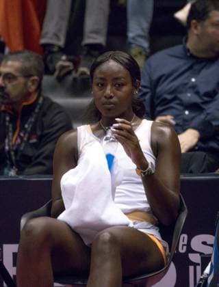 La joueuse de tennis amÃ ricaine Alycia Parks remporte le 1er set en finale face Ã la francaise Caroline Garcia- Open 6eme sens Immobilier MÃ tropole de Lyon 2023, tournoi de tennis fÃ minin WTA, Tennis Damen 250 de Caroline Garcia, Lyon 05 02 2022 - TENNIS : Finale - Open 6eme Sens Immobilier Lyon Metropole - 05 02 2023 SandrineThesillat Panoramic 