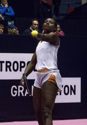 La joueuse de tennis amÃ ricaine Alycia Parks remporte le 1er set en finale face Ã la francaise Caroline Garcia- Open 6eme sens Immobilier MÃ tropole de Lyon 2023, tournoi de tennis fÃ minin WTA, Tennis Damen 250 de Caroline Garcia, Lyon 05 02 2022 - TENNIS : Finale - Open 6eme Sens Immobilier Lyon Metropole - 05 02 2023 SandrineThesillat Panoramic 