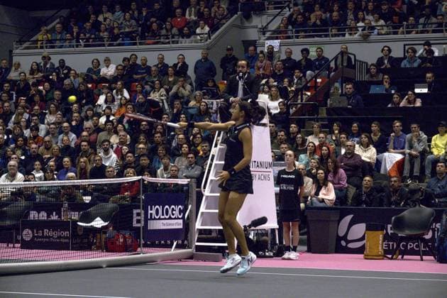La joueuse de tennis Caroline Garcia combative en finale face Ã l amÃ ricaine Alycia Parks - Open 6eme sens Immobilier MÃ tropole de Lyon 2023, tournoi de tennis fÃ minin WTA, Tennis Damen 250 de Caroline Garcia, Lyon 05 02 2022 - TENNIS : Finale - Open 6eme Sens Immobilier Lyon Metropole - 05 02 2023 SandrineThesillat Panoramic 