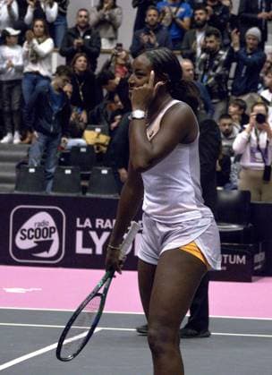 La joueuse de tennis amÃ ricaine Alycia Parks remporte sa premiere finale face Ã la francaise Caroline Garcia - Open 6eme sens Immobilier MÃ tropole de Lyon 2023, tournoi de tennis fÃ minin WTA, Tennis Damen 250 de Caroline Garcia, Lyon 05 02 2022 - TENNIS : Finale - Open 6eme Sens Immobilier Lyon Metropole - 05 02 2023 SandrineThesillat Panoramic 