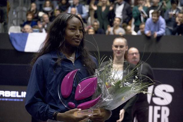La joueuse de tennis amÃ ricaine Alycia Parks remporte sa premiere finale face Ã la francaise Caroline Garcia - Open 6eme sens Immobilier MÃ tropole de Lyon 2023, tournoi de tennis fÃ minin WTA, Tennis Damen 250 de Caroline Garcia, Lyon 05 02 2022 - TENNIS : Finale - Open 6eme Sens Immobilier Lyon Metropole - 05 02 2023 SandrineThesillat Panoramic 