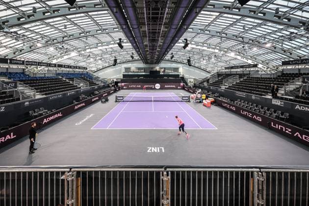 TENNIS - WTA, Tennis Damen Upper Austria Ladies Linz LINZ,AUSTRIA,08.FEB.23 - TENNIS - WTA Tour, Upper Austria Ladies Linz. Image shows an overview of the center court.  GEPAxpictures xManfredxBinder