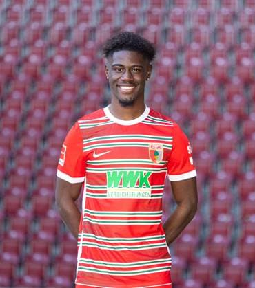 NathanaÃ l Mbuku FC Augsburg 1 BL, Porträttermin 2022 2023,