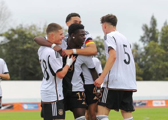 Goal celebration 3 0 Germany, goal scorer Ken Izekor GER, middle sport football international match, UEFA Development Tournament in Altura, Portugal season 22 23 Germany vs France , U16 national team, 08 02 2023