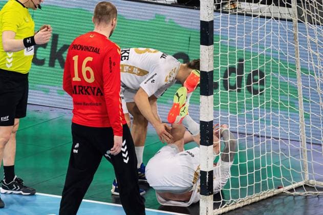 Niclas Ekberg THW Kiel 18 is down with injury THW Kiel vs Industria Kielce, handball, EHF Champions League, group stage, matchday 11, season 2022 2023, 09 02 2023 Press photo Marcel von Fehrn THW Kiel vs Industria Kielce, handball, EHF Champions League, group stage, matchday 11, season 2022 2023, 09 02 2023 Kiel Copyright: xEibner-Pressefoto MarcelxvonxFehrnx EP_EER