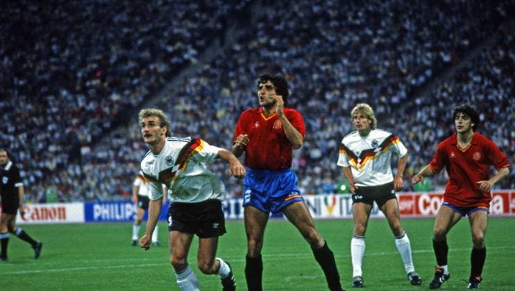 17 06 88 Germany Spain Germany, Munich, 17 06 1988, Football, European Championship EM 1988 in Germany, Germany Spain 2 0 v l Rudi Völler Germany , Tomas Renones Spain