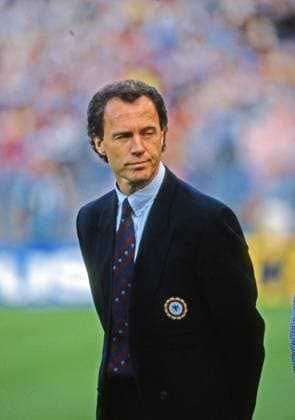 17.06.88 Deutschland - Spanien Deutschland, München, 17.06.1988, Fussball, Europameisterschaft EM 1988 in Deutschland, Deutschland - Spanien (2:0): Franz Beckenbauer (Trainer Deutschland). *** 17 06 88 Germany Spain Germany, Munich, 17 06 1988, football, European Championship EM 1988 in Germany, Germany Spain 2 0 Franz Beckenbauer coach Germany