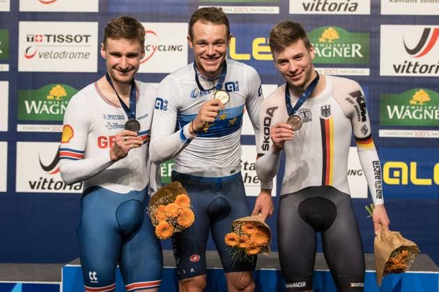 Bilder des Jahres 2023, Sport 02 Februar Sport Themen der Woche KW06 Sport Bilder des Tages European Track cycling, Rad, Radsport, Bahnrad, Bahn Championships 2023 (10.02.2023) Podium individual pursuit men Gold: Jonathan MILAN (Italy) Silver: Daniel BIGHAM (Great Britain) Bronze: Tobias BUCK-GRAMCKO (Germany) European Track Cycling Championships 2023 in Grenchen, Switzerland, on Friday, February 10, 2023 *** European Track Cycling Championships 2023 10 02 2023 Podium individual pursuit men Gold Jonathan MILAN Italy Silver Daniel BIGHAM Great Britain Bronze Tobias BUCK GRAMCKO Germany European Track Cycling Championships 2023 in Grenchen, Switzerland, on Friday, February 10, 2023 Copyright: xBEAUTIFULxSPORTS OlafxRellischx