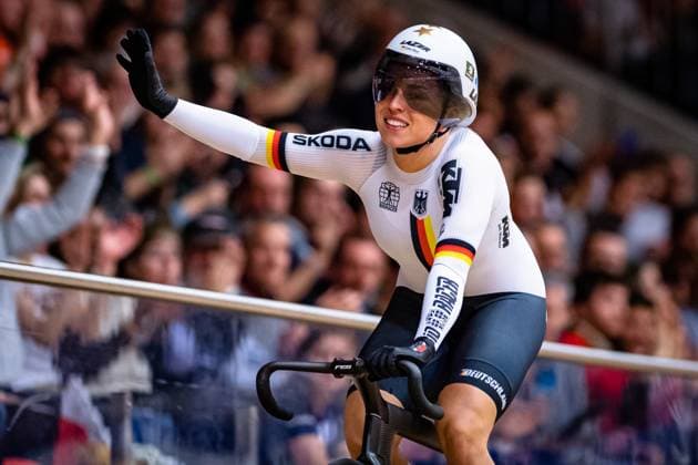 Sport Themen der Woche KW06 Sport Bilder des Tages Emma HINZE Gold, Europameisterin UEC Bahnradsport-Europameisterschaften 2023 HINZE Emma gewinnt 500m Zeitfahren der Frauen - Finale Women s 500m Time Trial - Final. Europameisterin, Gold. Die UEC Bahn-Europameisterschaften 2023 sind die dreizehnte Ausgabe der UEC Bahn-Europameisterschaften der Elite im Bahnradsport und finden im Tissot Velodrome in Grenchen, Schweiz, statt. European Track cycling, Rad, Radsport, Bahnrad, Bahn Rad, Radsport, Bahnrad, Bahn Championships 2023, switzerland, *** Emma HINZE Gold, European Champion UEC Track Cycling European Championships 2023 HINZE Emma Wins Women s 500m Time Trial Final Women s 500m Time Trial Final European Champion, Gold The UEC European Track Championships 2023 is the thirteenth edition of the UEC European Track Championships for elite track cycling and will be held at the Tissot Velodrome in Grenchen, Switzerland European Track cycling, cycling, track cycling, track championships 2023, switzerland,