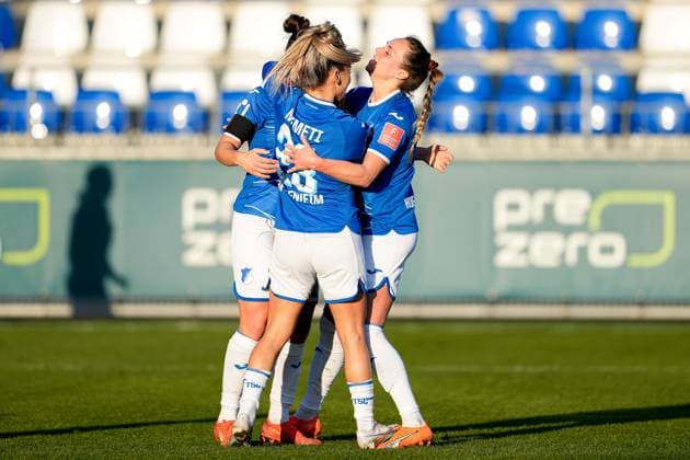 f li Goal scorer Nicole Billa TSG, 16 , Ereleta Memeti TSG, 23 , Julia Hickelsberger Hickelsberger Füller, TSG, 18 , players of TSG 1899 Hoffenheim, jubilate about the goal to 1 0, jubilation, goal jubilation, goal, celebrate the goal, celebration, jubilation about the goal, optimistic, game scene, highlight, action, action, 12 02 2023, Sinsheim Hoffenheim Germany , Football, Flyeralarm Womens Bundesliga, TSG 1899 Hoffenheim 1 FC Köln, 12 02 2023, Sinsheim Hoffenheim Germany , Football, Flyeralarm Womens Bundesliga, TSG 1899 Hoffenheim 1 FC Köln, DFB DFL REGULATES PROHIBIT ANY USE OF PHOTOGRAPHS AS IMAGE SEQUENCES AND OR QUASI VIDEO xozx