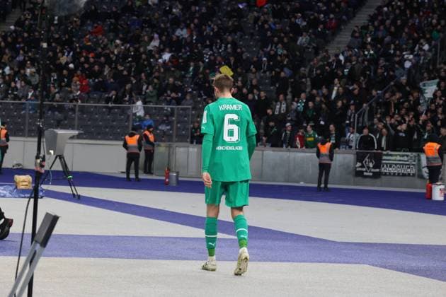 DEU, DFL, 1 FBL, Hertha BSC vs BM Gladbach, 12 02 2023, Berliner Olympiastadion, Berlin, DEU, DFL, 1 FBL, Hertha BSC vs BM Gladbach, in picture Christoph Kramer BM Gladbach 6 DFL regulations prohibit any use of Photographs as image sequences and or quasi video Foto Juergen Engler nordphoto GmbH JuergenxEngler nph00076