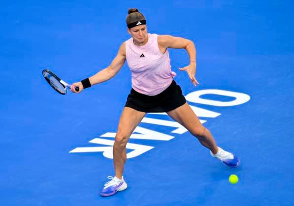 WTA, Tennis Damen Qatar TotalEnergies Open 2023 Karolina Muchova of Czech Republic in action against Martina Trevisan of Italy at the WTA Qatar TotalEnergies Open tennis tournament at the Khalifa International Tennis Complex in Doha, Qatar, 13 February 2023 DOHA Qatar  Copyright: xNoushadxThekkayilx originalFilename:varittyakkal-wtaqatar230213_npODq.jpg