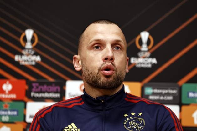 AMSTERDAM - Ajax coach John Heitinga during the press conference, PK, Pressekonferenz prior to the UEFA Europa League play-off match between Ajax Amsterdam and FC Union Berlin at the Johan Cruijff ArenA on February 15, 2023 in Amsterdam, Netherlands. ANP MAURICE VAN STONE UEFA Europa League Play-off MD-1 2022 2023 xVIxANPxSportx xxANPxIVx 462848223 originalFilename: 462848223.jpg